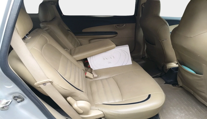 2014 Honda Mobilio 1.5L I-VTEC V, Petrol, Manual, 91,096 km, interior