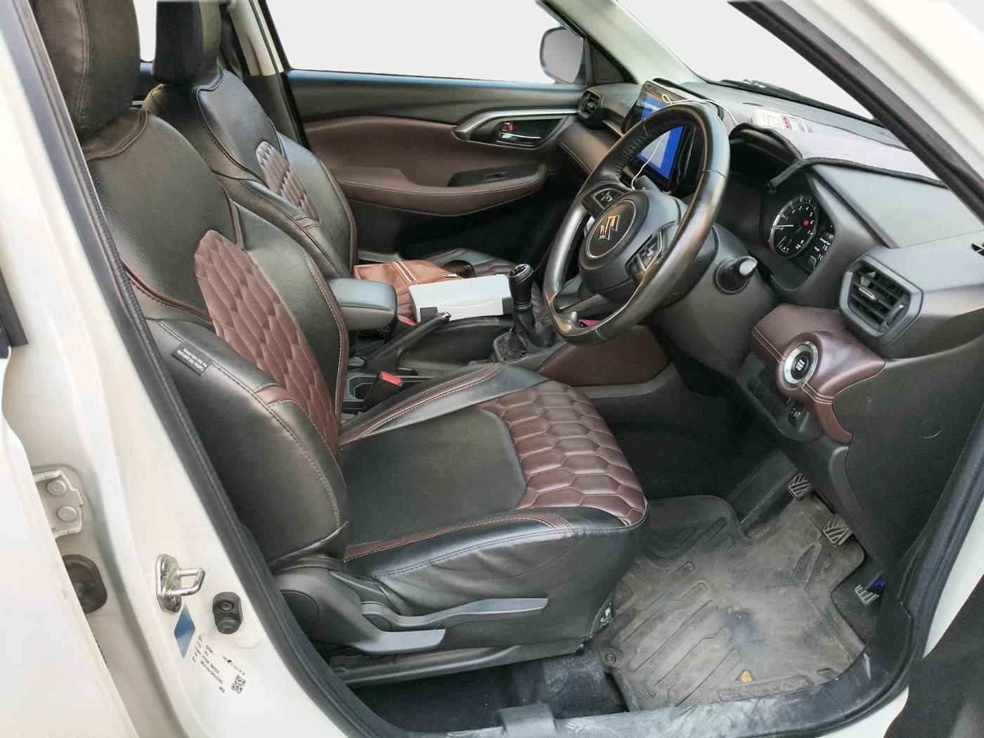 2023 Maruti Grand Vitara SIGMA SMART HYBRID, Petrol, Manual, 38,289 km, interior