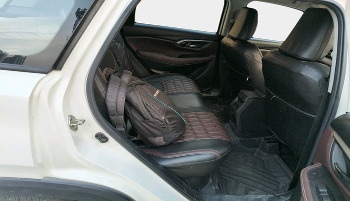 2023 Maruti Grand Vitara SIGMA SMART HYBRID, Petrol, Manual, 38,289 km, interior