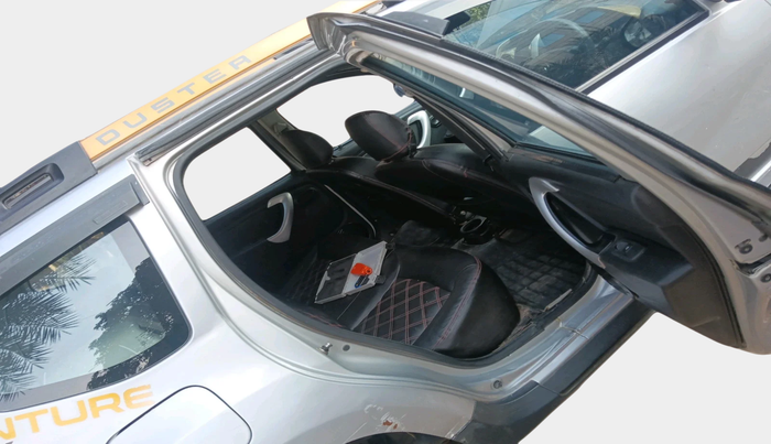 2017 Renault Duster 85 PS RXE DIESEL, Diesel, Manual, 1,11,869 km, interior