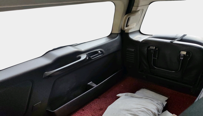 2016 Tata Safari Storme 2.2 VX 4X2, Diesel, Manual, 1,03,980 km, interior