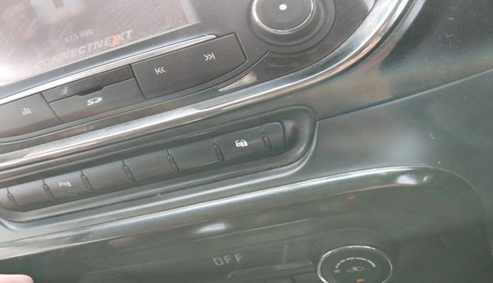 2018 Tata Hexa XTA 4X2 7 STR, Diesel, Automatic, 89,988 km, interior