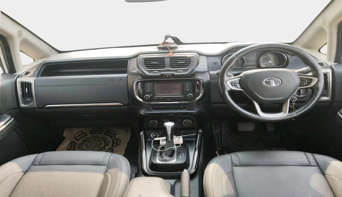 2018 Tata Hexa XTA 4X2 7 STR, Diesel, Automatic, 89,988 km, interior