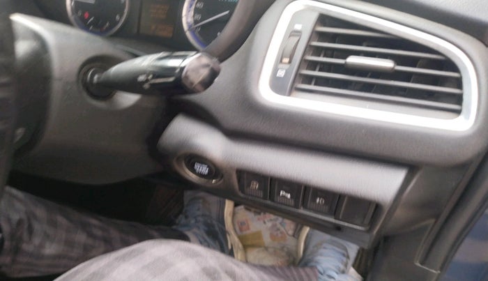 2018 Maruti S Cross ALPHA 1.3, Diesel, Manual, 75,900 km, interior