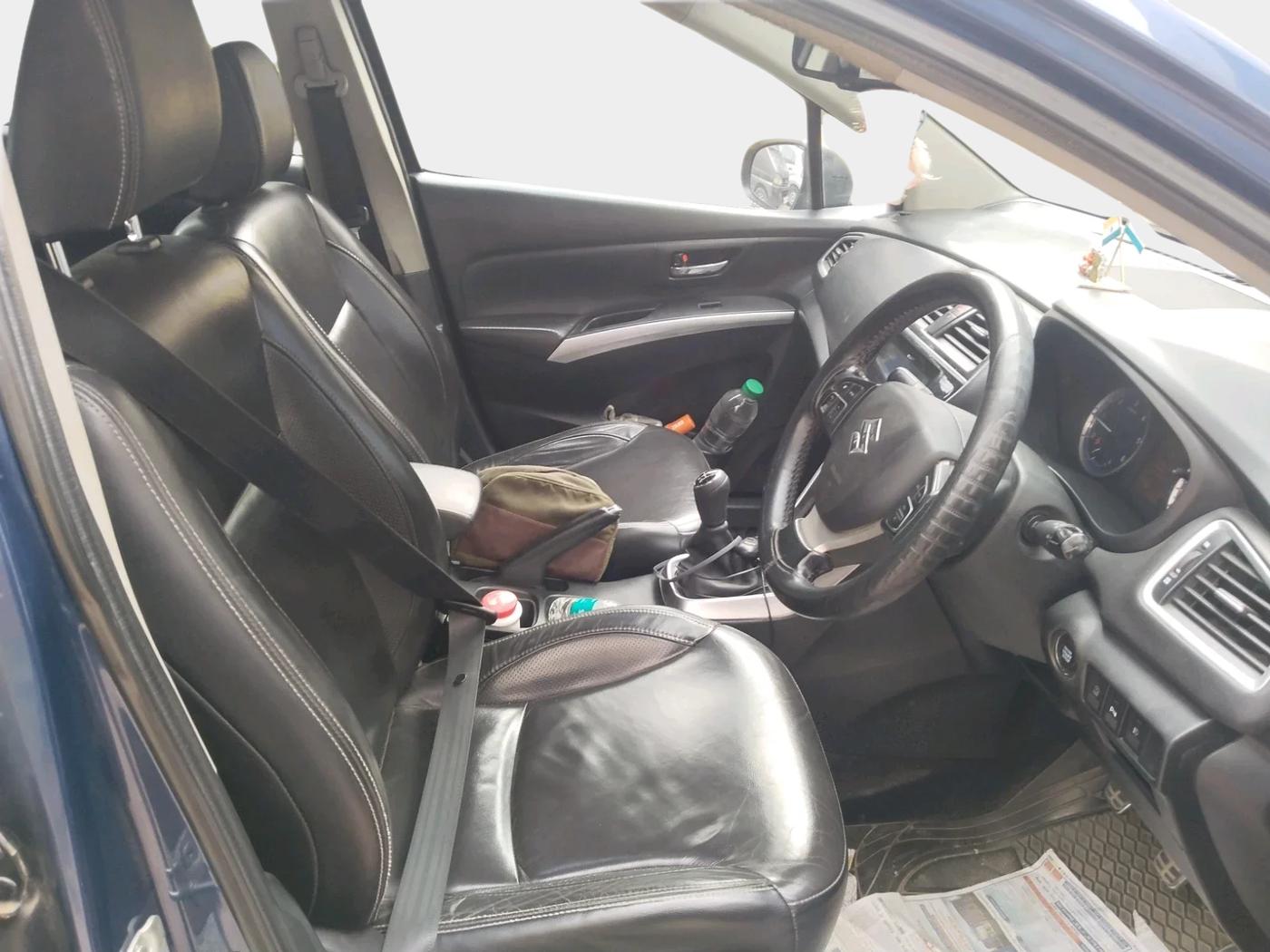 2018 Maruti S Cross ALPHA 1.3, Diesel, Manual, 75,900 km, interior