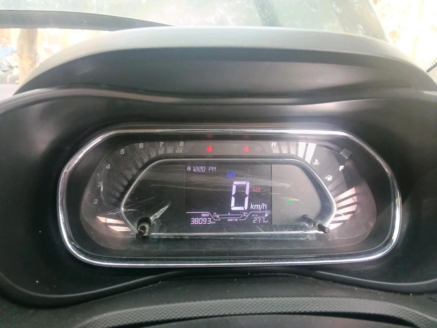 2023 Tata NEXON XZ PLUS PETROL, Petrol, Manual, 38,093 km, interior