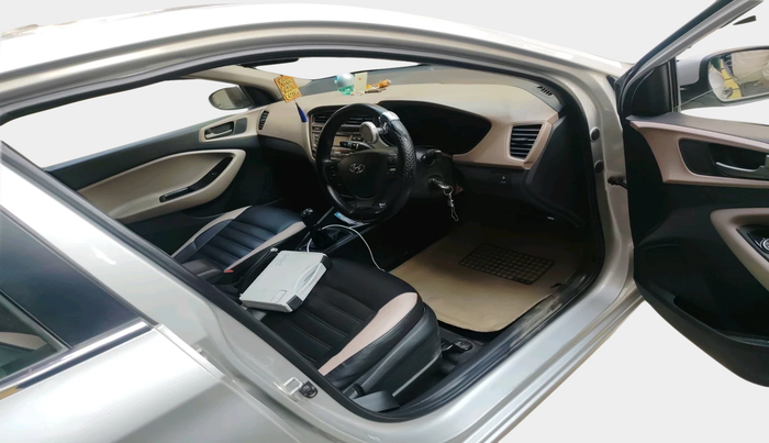 2017 Hyundai Elite i20 MAGNA 1.2, Petrol, Manual, 92,498 km, interior