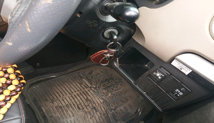 2015 Maruti Wagon R 1.0 LXI, Petrol, Manual, 93,801 km, interior