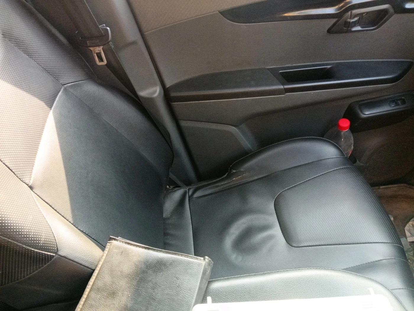2018 Mahindra KUV 100 NXT K2 P 6 STR, Petrol, Manual, 38,098 km, interior