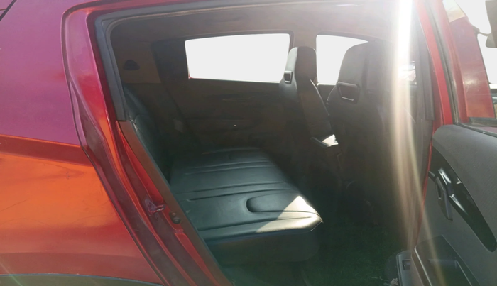 2018 Mahindra KUV 100 NXT K2 P 6 STR, Petrol, Manual, 38,098 km, interior