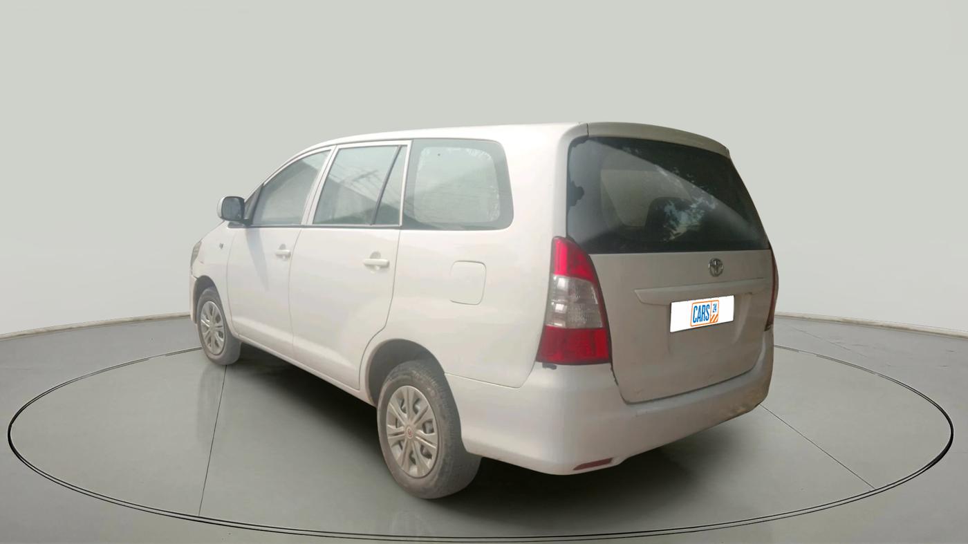 2016 Toyota Innova 2.5 G 7 STR, Diesel, Manual, 2,67,594 km, exterior