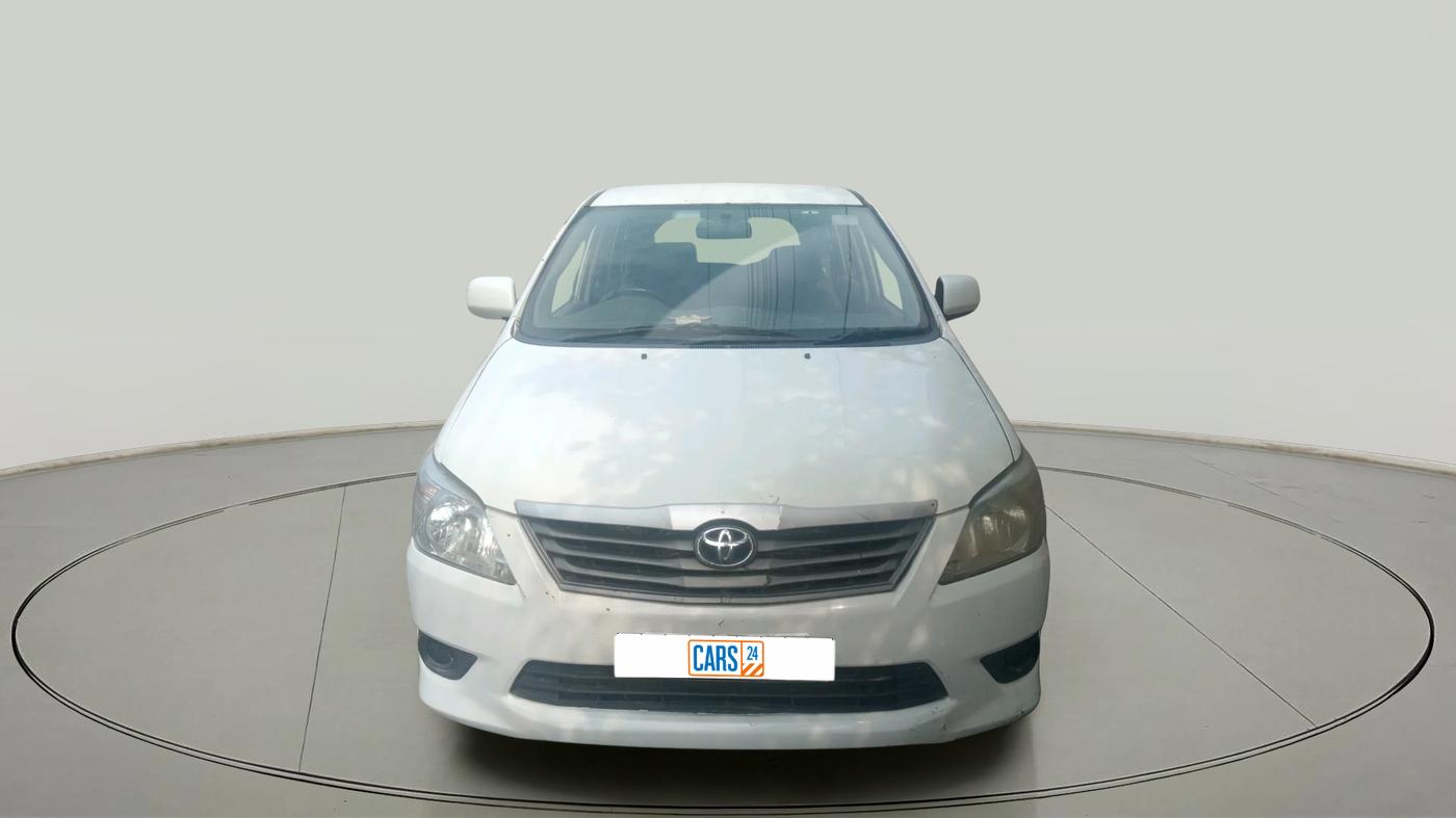 2016 Toyota Innova 2.5 G 7 STR, Diesel, Manual, 2,67,594 km, exterior
