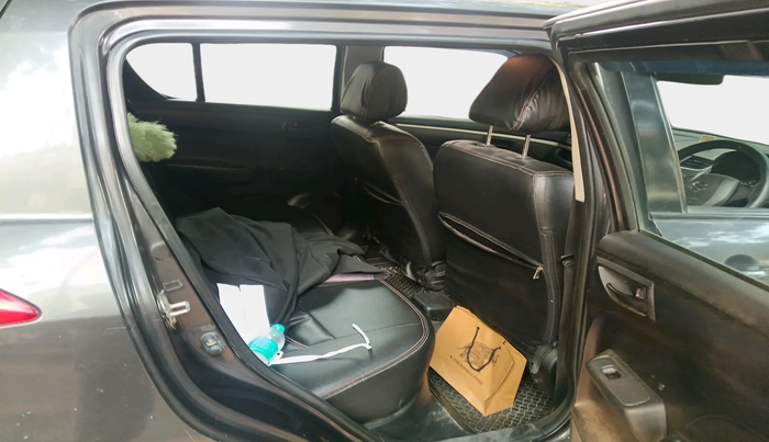 2017 Maruti Swift LXI (O), Petrol, Manual, 1,21,459 km, interior