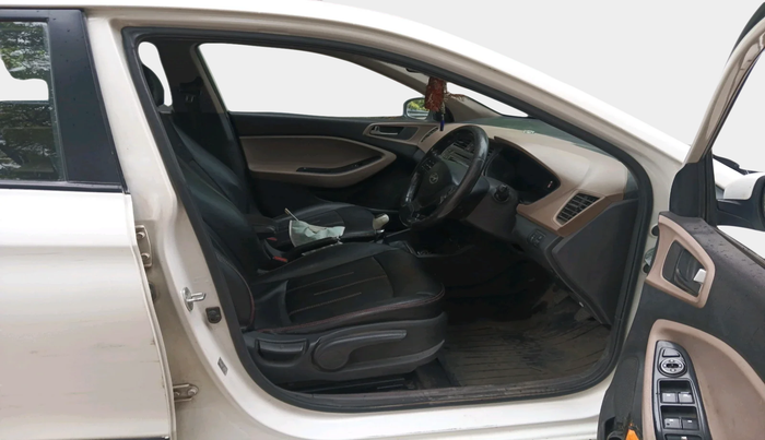 2015 Hyundai Elite i20 ASTA 1.2, Petrol, Manual, 1,07,266 km, interior