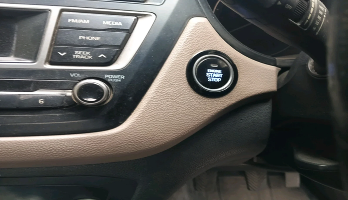 2015 Hyundai Elite i20 ASTA 1.2, Petrol, Manual, 1,07,266 km, interior