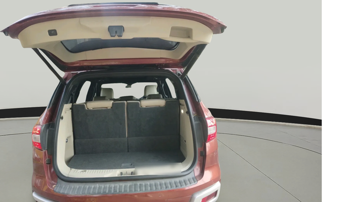 2017 Ford Endeavour TITANIUM 3.2 4X4 AT, Diesel, Automatic, 1,06,632 km, exterior