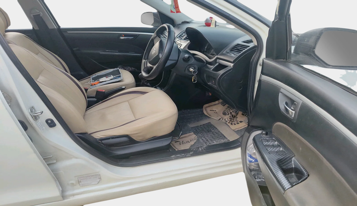 2013 Maruti Swift VXI, Petrol, Manual, 1,28,710 km, interior