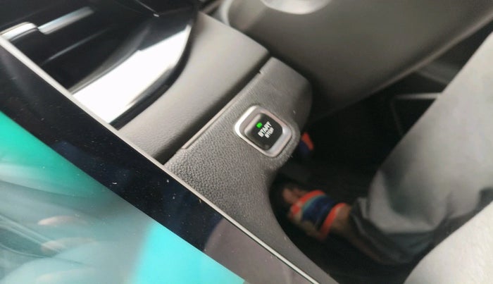 2024 MG HECTOR SHARP PRO 1.5 PETROL TURBO CVT PETROL, Petrol, Automatic, 10,528 km, interior