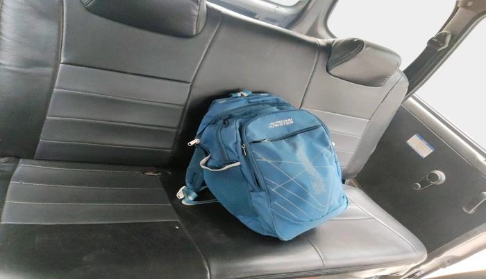 2017 Maruti Eeco 5 STR WITH A/C+HTR, Petrol, Manual, 1,40,185 km, interior