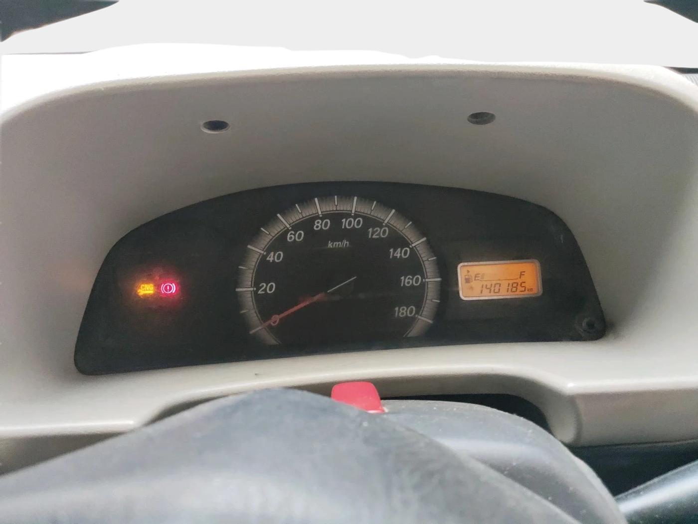 2017 Maruti Eeco 5 STR WITH A/C+HTR, CNG, Manual, 1,40,185 km, interior