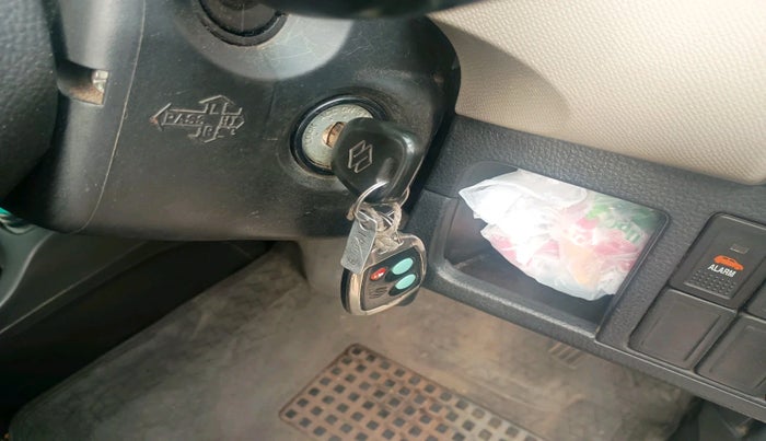 2016 Maruti Wagon R 1.0 LXI, Petrol, Manual, 36,400 km, interior