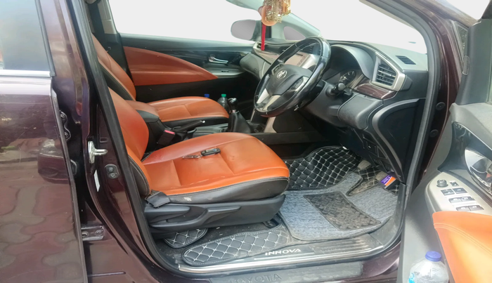 2018 Toyota Innova Crysta 2.4 VX 8 STR, Diesel, Manual, 87,331 km, interior