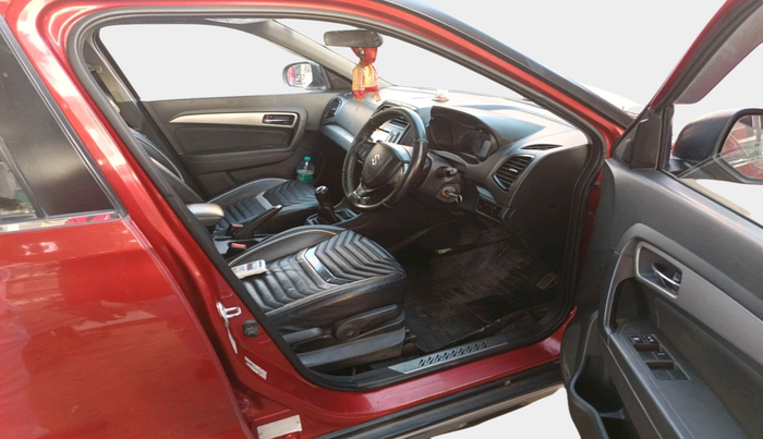 2017 Maruti Vitara Brezza ZDI, Diesel, Manual, 1,01,904 km, interior