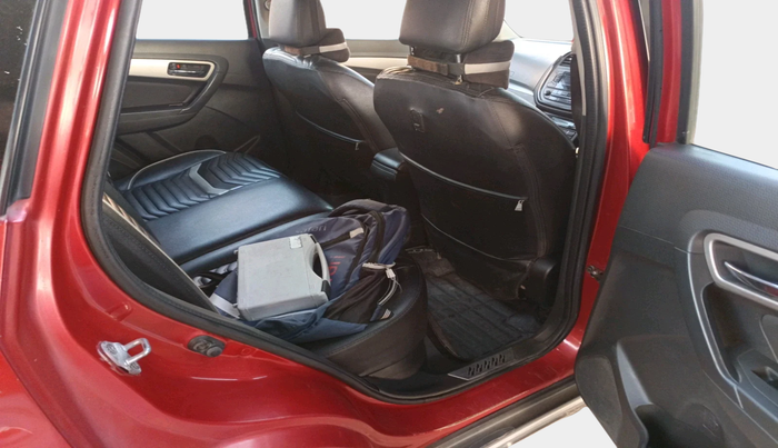 2017 Maruti Vitara Brezza ZDI, Diesel, Manual, 1,01,904 km, interior