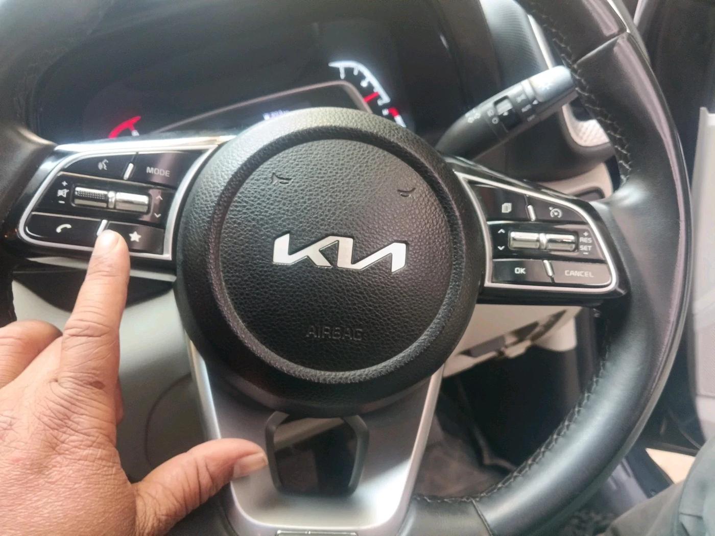 2022 KIA SONET HTX 1.5, Diesel, Manual, 73,330 km, interior