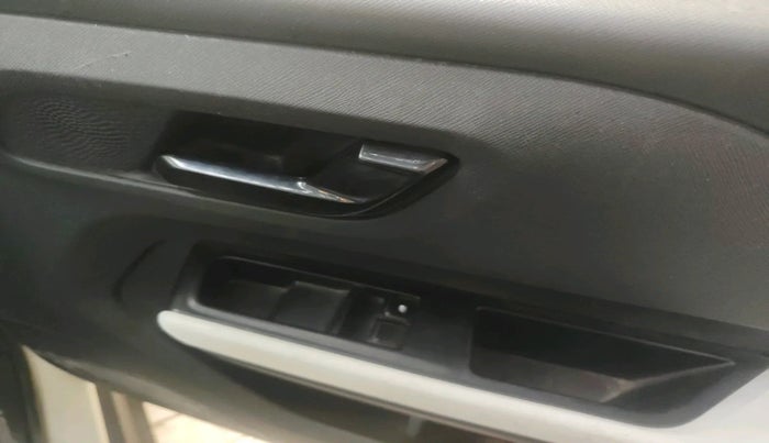 2023 Tata PUNCH PURE MT, Petrol, Manual, 42,894 km, interior