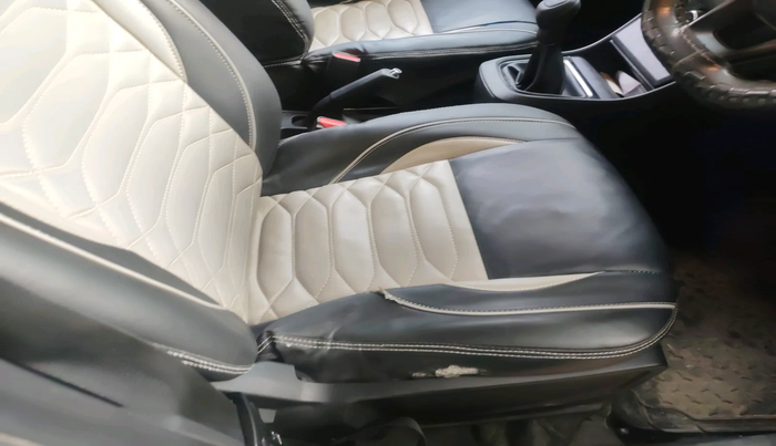 2023 Tata PUNCH PURE MT, Petrol, Manual, 42,894 km, interior