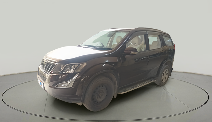 2017 Mahindra XUV500 W6 1.99, Diesel, Manual, 1,12,440 km, exterior