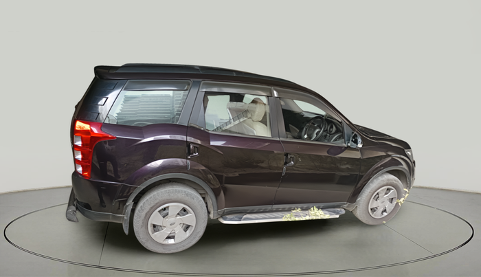 2017 Mahindra XUV500 W6 1.99, Diesel, Manual, 1,12,440 km, exterior