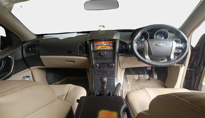 2017 Mahindra XUV500 W6 1.99, Diesel, Manual, 1,12,440 km, interior