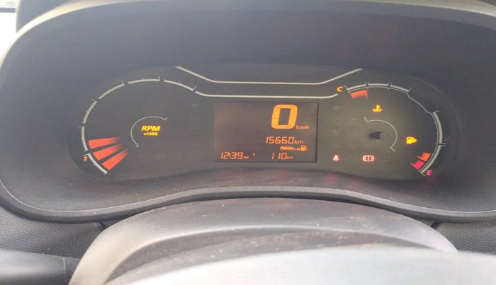 2022 Renault Kwid RXL 1.0 (O), Petrol, Manual, 15,660 km, interior