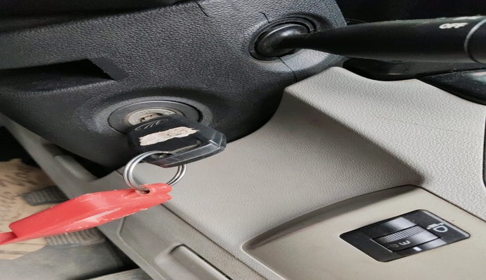 2017 Mahindra Kuv100 K4 PLUS 6 STR, Petrol, Manual, 83,541 km, interior