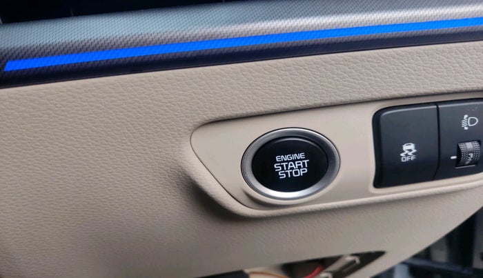 2025 KIA Carens Clavis HTX Plus 1.5 Turbo Petrol 7STR DCT, Petrol, Automatic, 9,094 km, interior