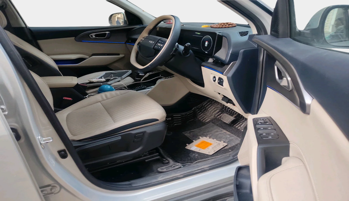 2025 KIA Carens Clavis HTX Plus 1.5 Turbo Petrol 7STR DCT, Petrol, Automatic, 9,094 km, interior