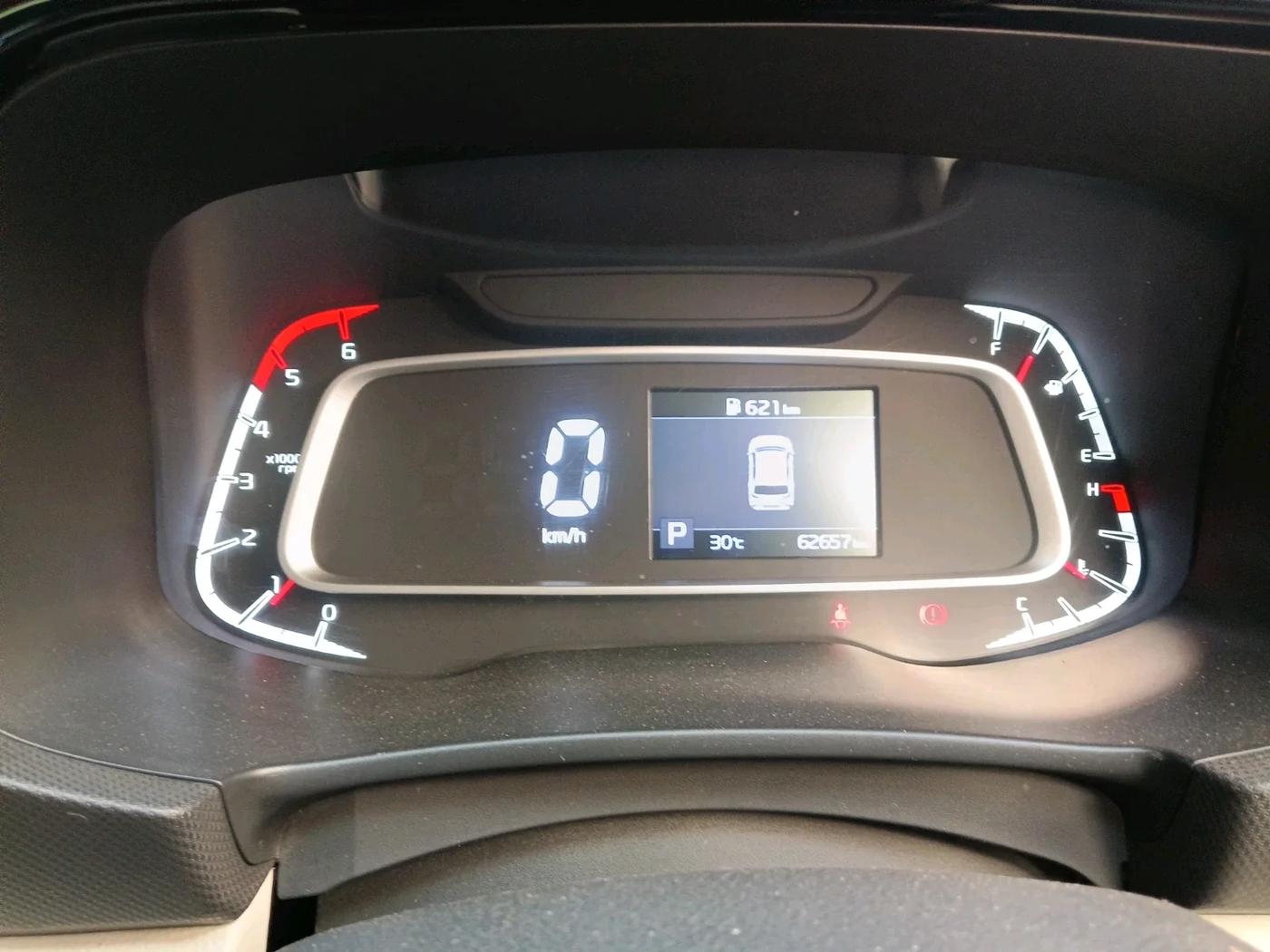 2022 KIA SONET HTX 1.5 AT, Diesel, Automatic, 62,657 km, interior