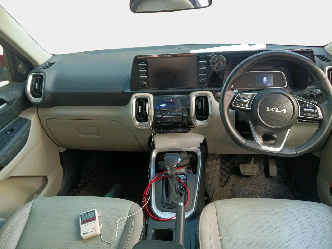 2022 KIA SONET HTX 1.5 AT, Diesel, Automatic, 62,657 km, interior