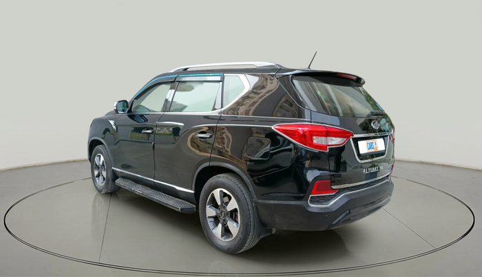 2022 Mahindra ALTURAS G4 2WD AT, Diesel, Automatic, 15,437 km, exterior