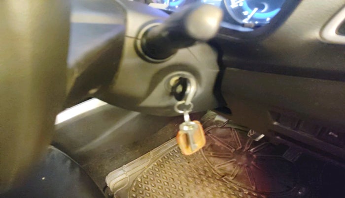 2016 Maruti Baleno DELTA PETROL 1.2, Petrol, Manual, 1,43,899 km, interior