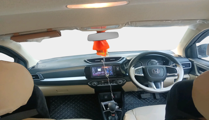 2022 Honda Amaze 1.2L I-VTEC VX CVT, Petrol, Automatic, 45,154 km, interior