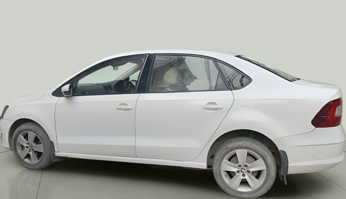 2017 Skoda Rapid AMBITION 1.6 MPI MT, Petrol, Manual, 74,025 km, exterior