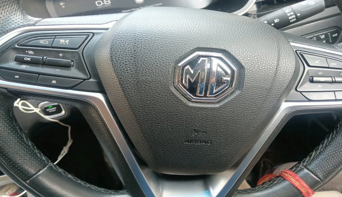 2024 MG HECTOR SAVVY PRO 1.5 TURBO CVT PETROL, Petrol, Automatic, 11,601 km, interior