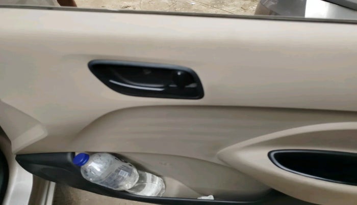 2022 Hyundai NEW SANTRO SPORTZ EXECUTIVE MT CNG, Petrol, Manual, 1,37,642 km, interior