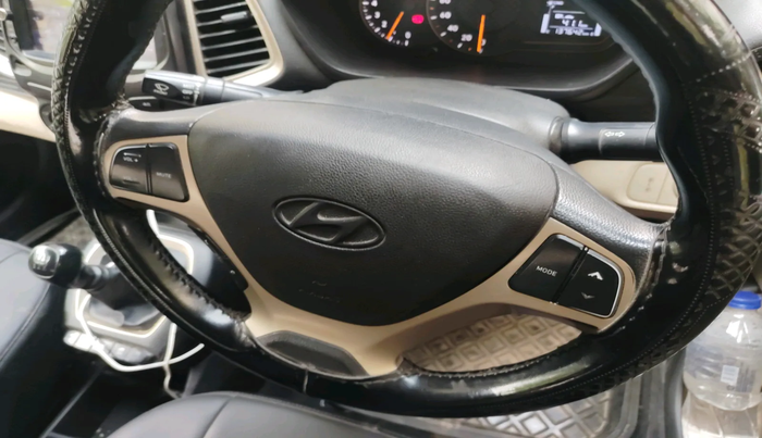 2022 Hyundai NEW SANTRO SPORTZ EXECUTIVE MT CNG, Petrol, Manual, 1,37,642 km, interior