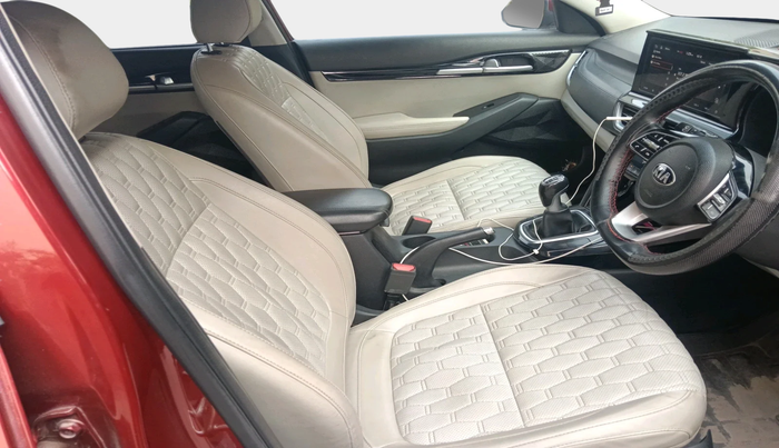 2020 KIA SELTOS HTX 1.5 DIESEL, Diesel, Manual, 1,04,839 km, interior