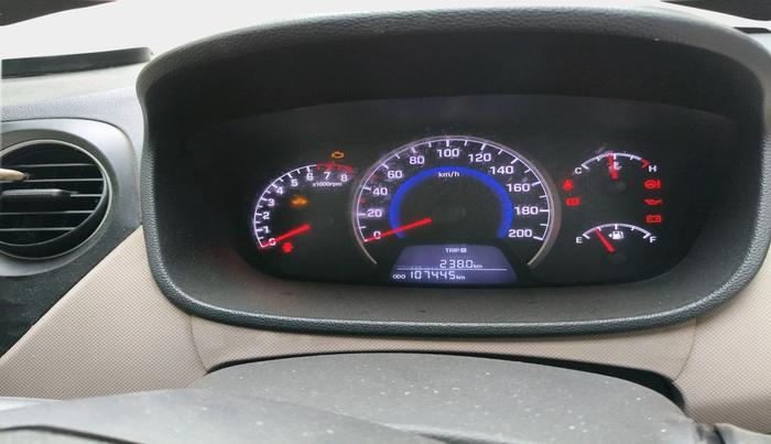 2017 Hyundai Grand i10 SPORTZ 1.2 KAPPA VTVT, Petrol, Manual, 1,07,445 km, interior