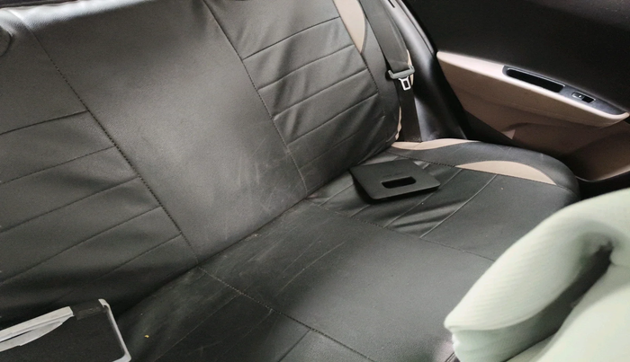 2017 Hyundai Grand i10 SPORTZ 1.2 KAPPA VTVT, Petrol, Manual, 1,07,445 km, interior